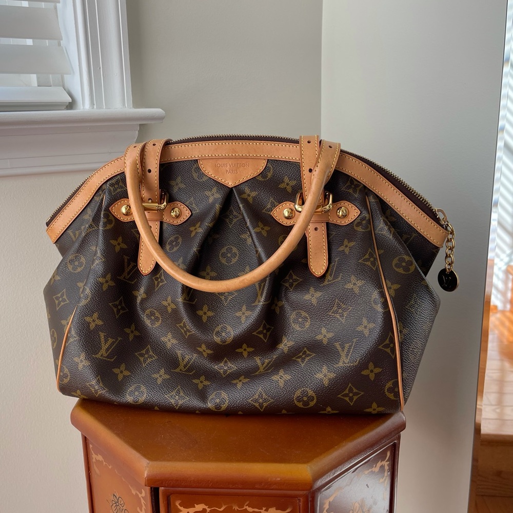 Louis Vuitton Tivoli GM Bag